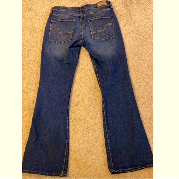 Signature modern boot cut jeans! - Picture 2 of 2